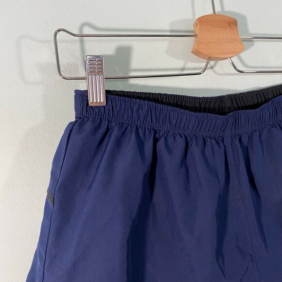 New Balance Women Navy Running Shorts with Lining Size XS - Picture 4 of 7